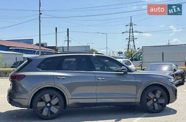 Внедорожник / Кроссовер Volkswagen Touareg 2023 в 