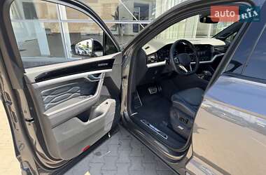 Внедорожник / Кроссовер Volkswagen Touareg 2023 в 