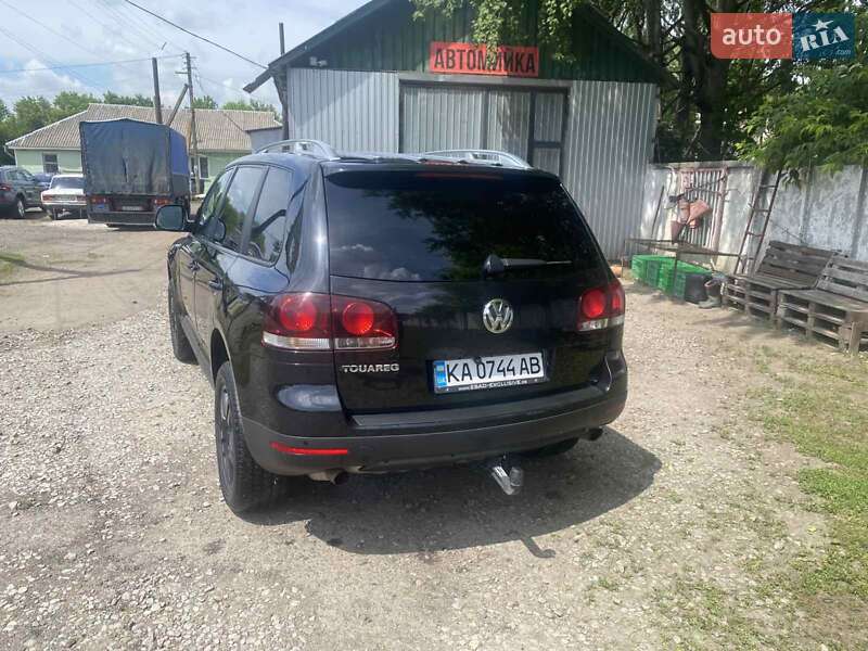 Позашляховик / Кросовер Volkswagen Touareg 2009 в Чернігові