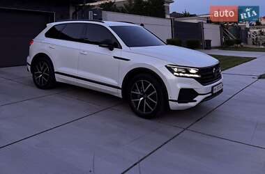 Внедорожник / Кроссовер Volkswagen Touareg 2022 в Одессе