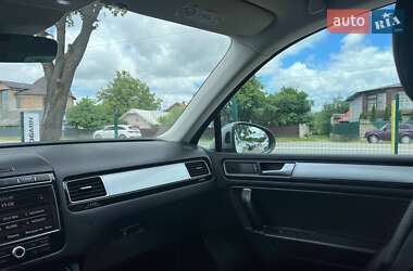 Внедорожник / Кроссовер Volkswagen Touareg 2017 в 
