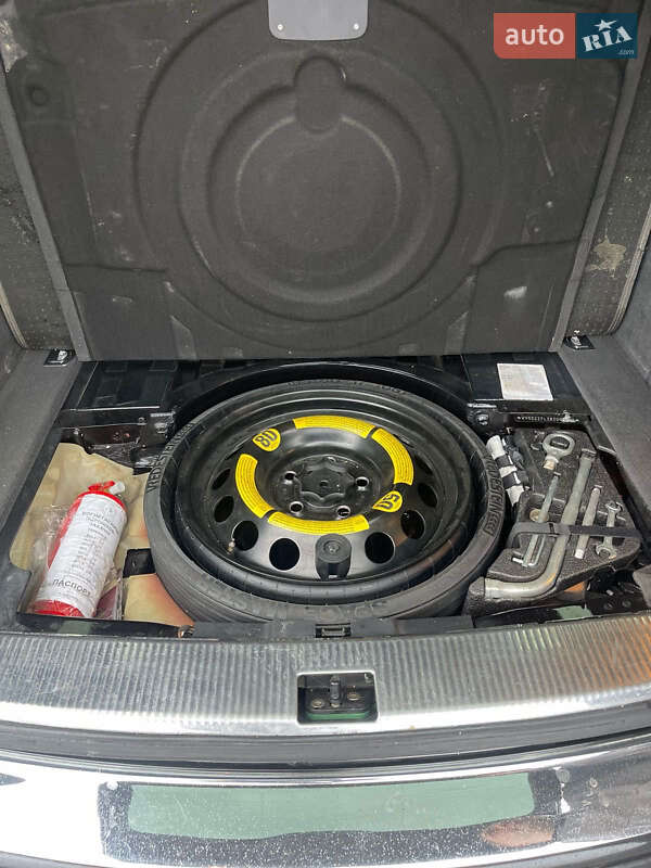 Внедорожник / Кроссовер Volkswagen Touareg 2008 в Кицмани