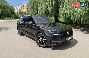 Внедорожник / Кроссовер Volkswagen Touareg 2023 в 
