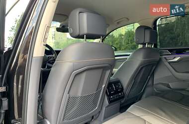 Внедорожник / Кроссовер Volkswagen Touareg 2023 в 