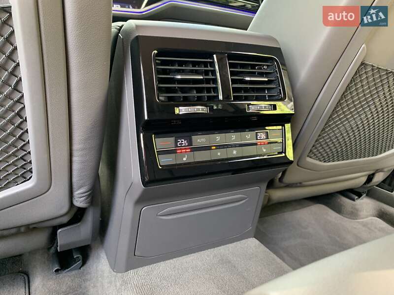 Позашляховик / Кросовер Volkswagen Touareg 2023 в Кривому Розі