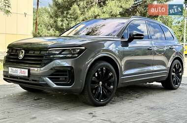 Позашляховик / Кросовер Volkswagen Touareg 2020 в 