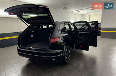 Позашляховик / Кросовер Volkswagen Touareg 2022 в 
