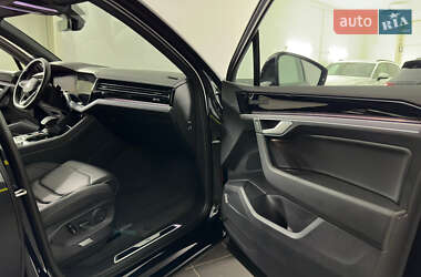 Позашляховик / Кросовер Volkswagen Touareg 2022 в 