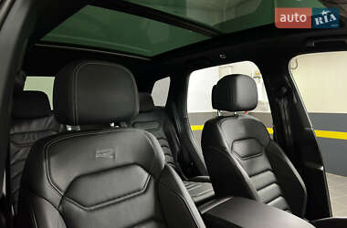 Позашляховик / Кросовер Volkswagen Touareg 2022 в 