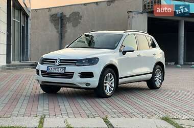 Позашляховик / Кросовер Volkswagen Touareg 2011 в Харкові