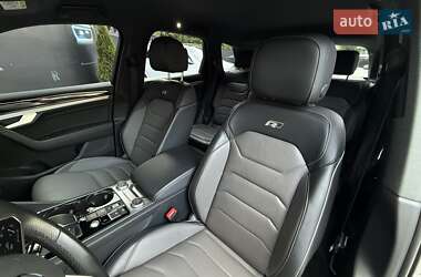 Внедорожник / Кроссовер Volkswagen Touareg 2020 в 