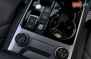 Внедорожник / Кроссовер Volkswagen Touareg 2020 в 