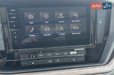 Внедорожник / Кроссовер Volkswagen Touareg 2018 в 