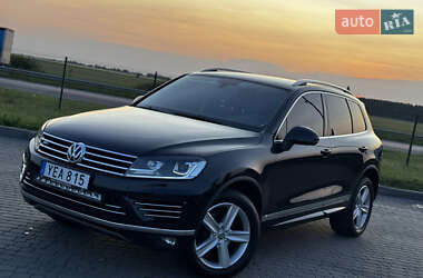 Позашляховик / Кросовер Volkswagen Touareg 2016 в Радивиліві