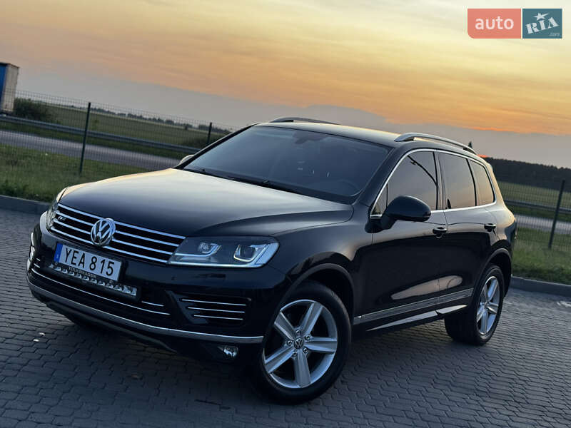 Внедорожник / Кроссовер Volkswagen Touareg 2016 в 