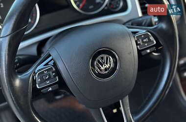 Внедорожник / Кроссовер Volkswagen Touareg 2016 в 
