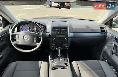 Внедорожник / Кроссовер Volkswagen Touareg 2007 в 