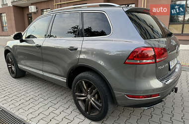 Внедорожник / Кроссовер Volkswagen Touareg 2013 в 