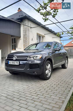 Внедорожник / Кроссовер Volkswagen Touareg 2014 в Мукачево