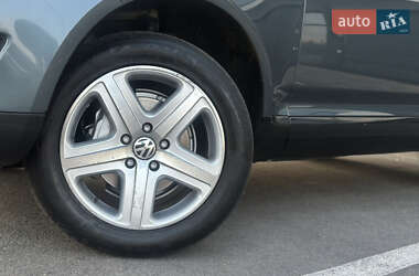 Позашляховик / Кросовер Volkswagen Touareg 2008 в 