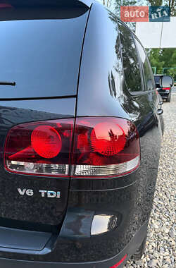 Внедорожник / Кроссовер Volkswagen Touareg 2007 в 
