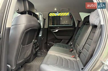 Позашляховик / Кросовер Volkswagen Touareg 2020 в 