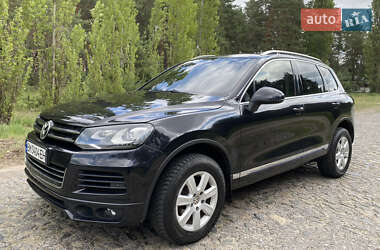 Внедорожник / Кроссовер Volkswagen Touareg 2013 в Ахтырке