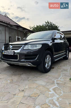 Внедорожник / Кроссовер Volkswagen Touareg 2007 в 