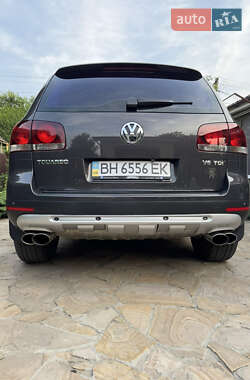Внедорожник / Кроссовер Volkswagen Touareg 2007 в 