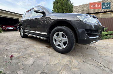 Внедорожник / Кроссовер Volkswagen Touareg 2007 в 