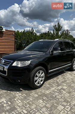 Внедорожник / Кроссовер Volkswagen Touareg 2007 в Белогородке