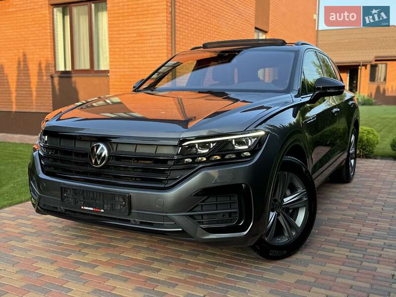 Внедорожник / Кроссовер Volkswagen Touareg 2020 в 