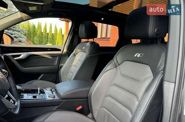 Внедорожник / Кроссовер Volkswagen Touareg 2020 в 