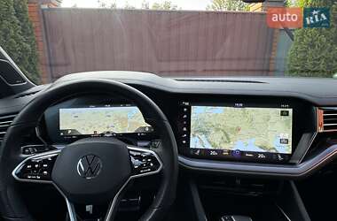 Внедорожник / Кроссовер Volkswagen Touareg 2020 в 