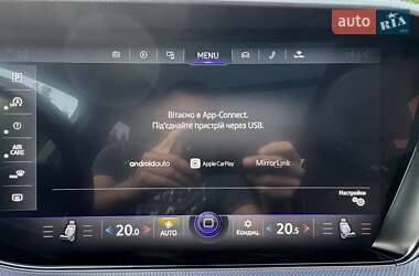 Внедорожник / Кроссовер Volkswagen Touareg 2020 в 