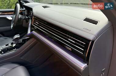 Внедорожник / Кроссовер Volkswagen Touareg 2020 в 