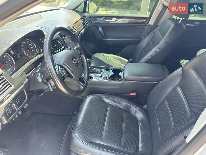 Позашляховик / Кросовер Volkswagen Touareg 2013 в Запоріжжі фото 35 Позашляховик / Кросовер Volkswagen Touareg 2013 в Запоріжжі