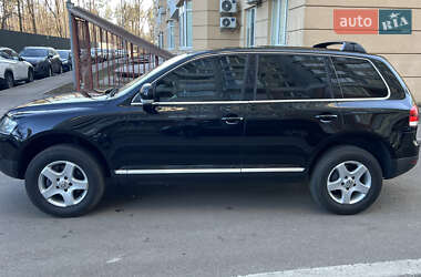 Внедорожник / Кроссовер Volkswagen Touareg 2007 в 