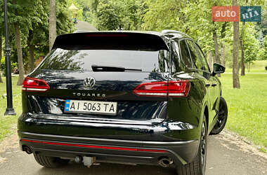 Позашляховик / Кросовер Volkswagen Touareg 2020 в 