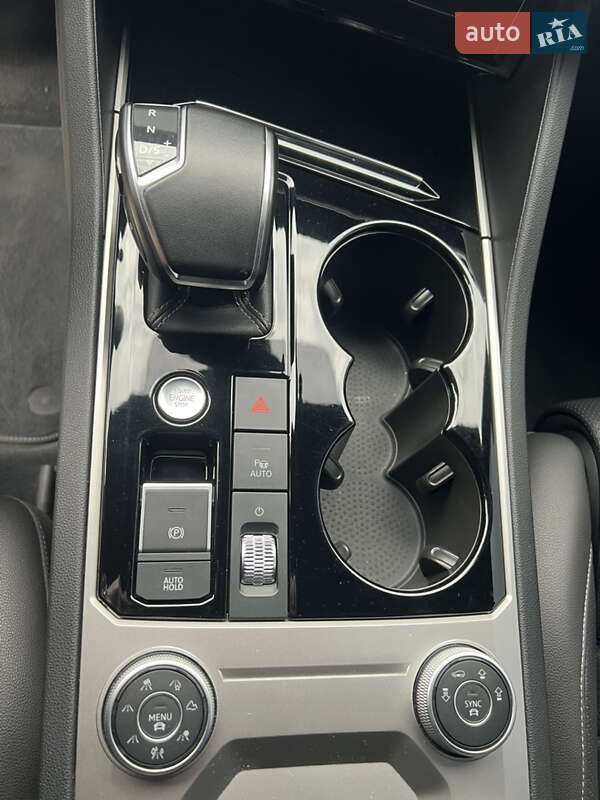 Внедорожник / Кроссовер Volkswagen Touareg 2019 в Кропивницком фото 26 Внедорожник / Кроссовер Volkswagen Touareg 2019 в Кропивницком