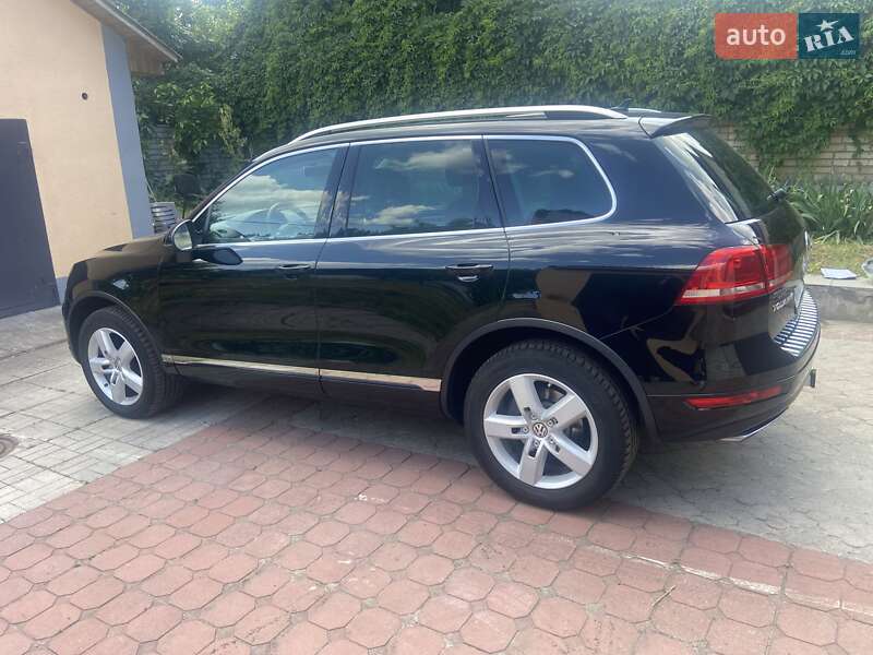 Позашляховик / Кросовер Volkswagen Touareg 2014 в Києві фото 2 Позашляховик / Кросовер Volkswagen Touareg 2014 в Києві