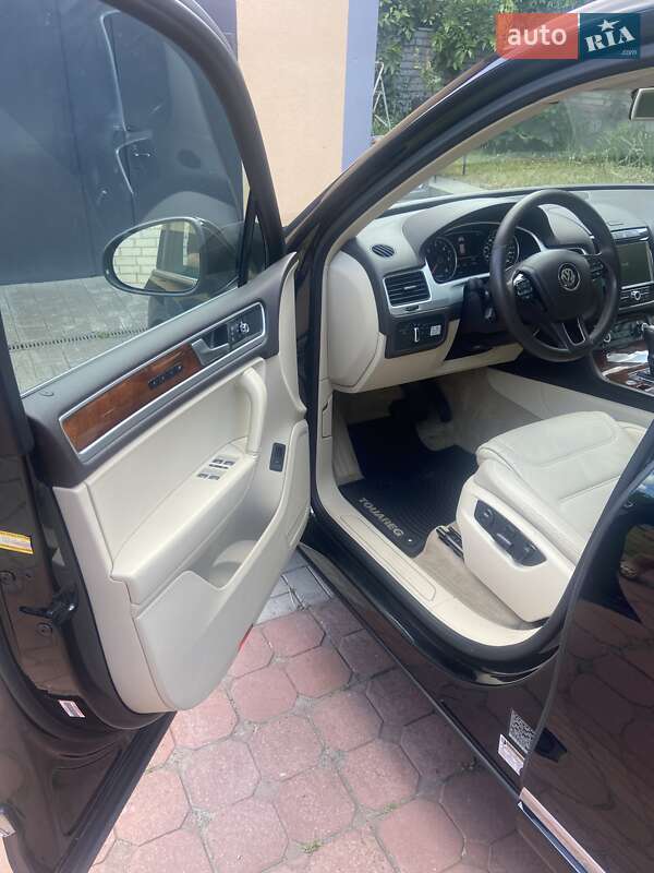 Позашляховик / Кросовер Volkswagen Touareg 2014 в Києві фото 7 Позашляховик / Кросовер Volkswagen Touareg 2014 в Києві