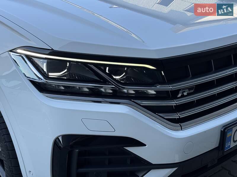 Внедорожник / Кроссовер Volkswagen Touareg 2018 в Черновцах