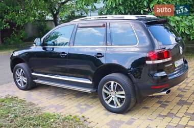 Позашляховик / Кросовер Volkswagen Touareg 2008 в 