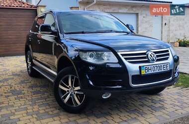 Позашляховик / Кросовер Volkswagen Touareg 2008 в 