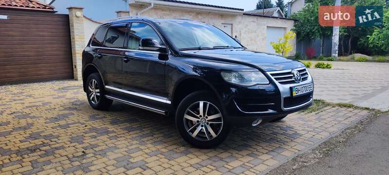 Внедорожник / Кроссовер Volkswagen Touareg 2008 в Одессе
