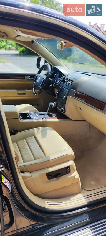 Внедорожник / Кроссовер Volkswagen Touareg 2008 в Одессе