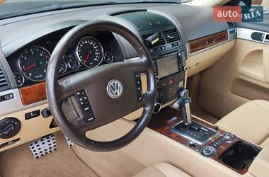 Позашляховик / Кросовер Volkswagen Touareg 2008 в 