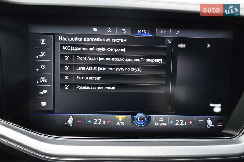 Внедорожник / Кроссовер Volkswagen Touareg 2018 в Одессе