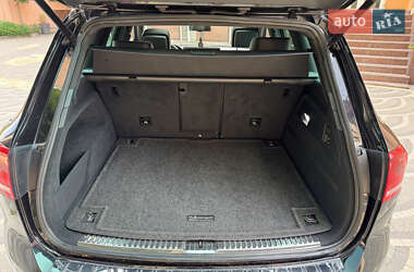 Внедорожник / Кроссовер Volkswagen Touareg 2015 в 